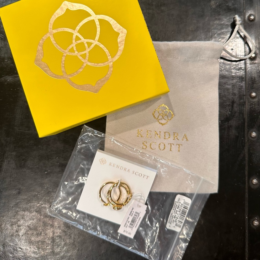 Kendra Scott Sienna Sun Ring size 6